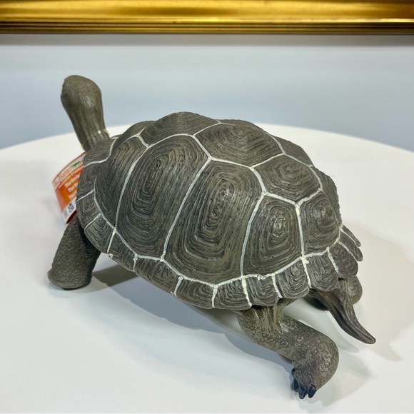 Safari Ltd. Incredible Creatures Tortoise 🐢 
Handsome Rubberized likenesss. Fun! - Picture 2 of 11